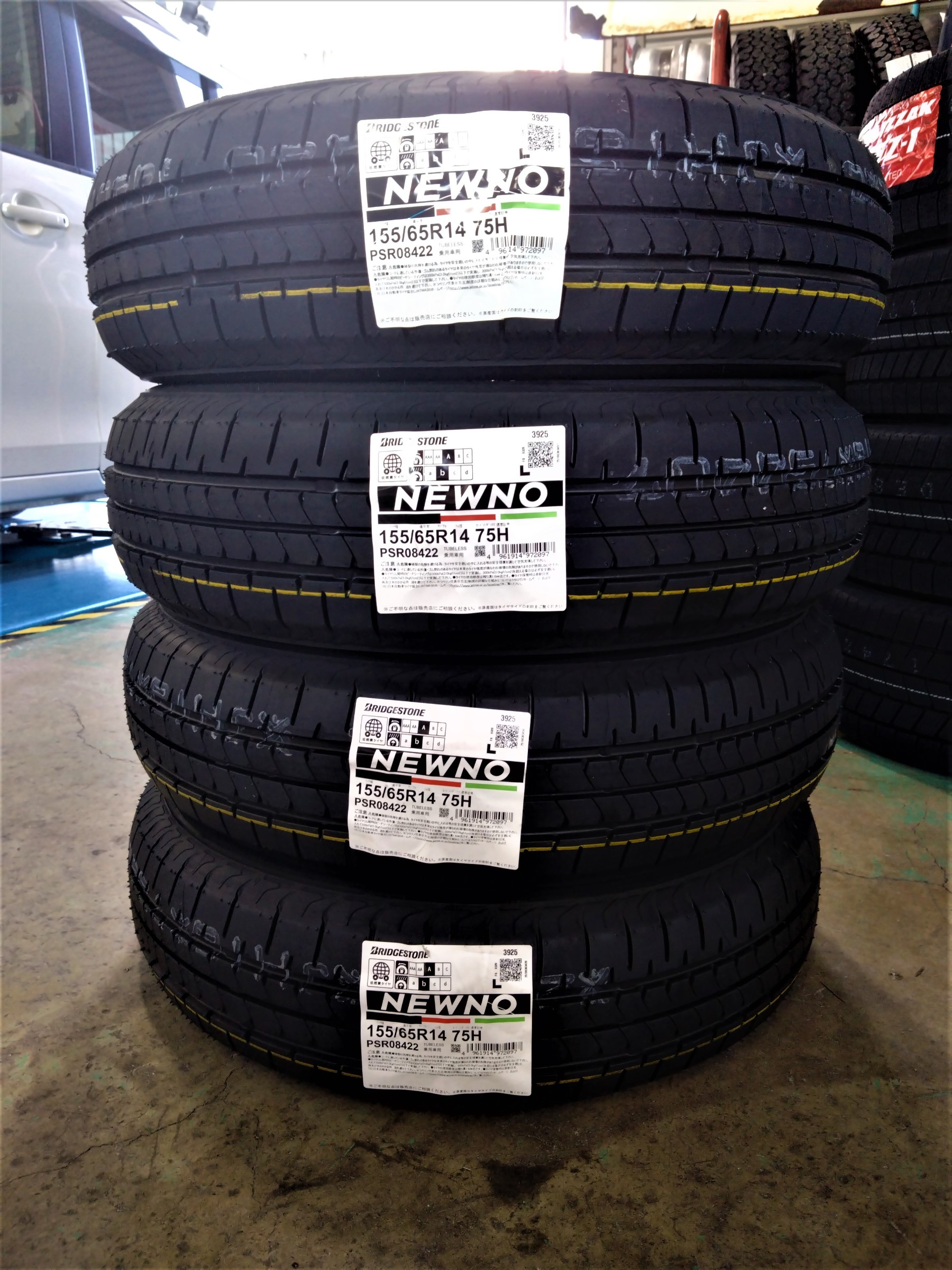 スペーシア 4本交換 155/65R14 NEWNO | スタッフ日記 | ミスター