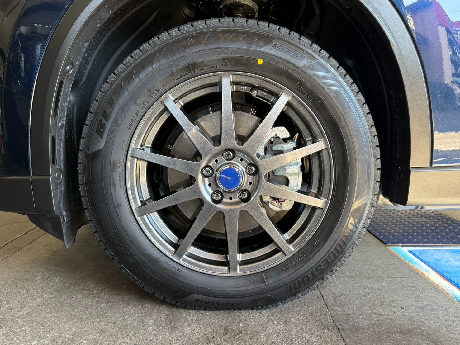 CX60にスタッドレスタイヤを装着させていただきました | マツダ CX-60