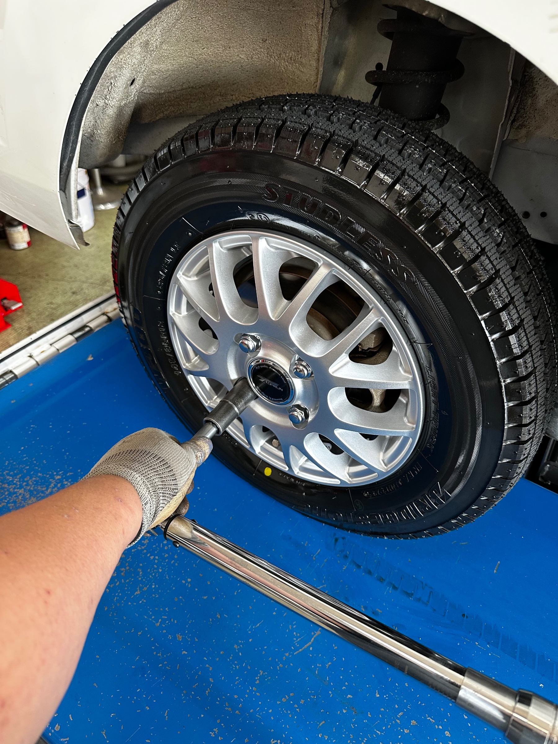 増し締め