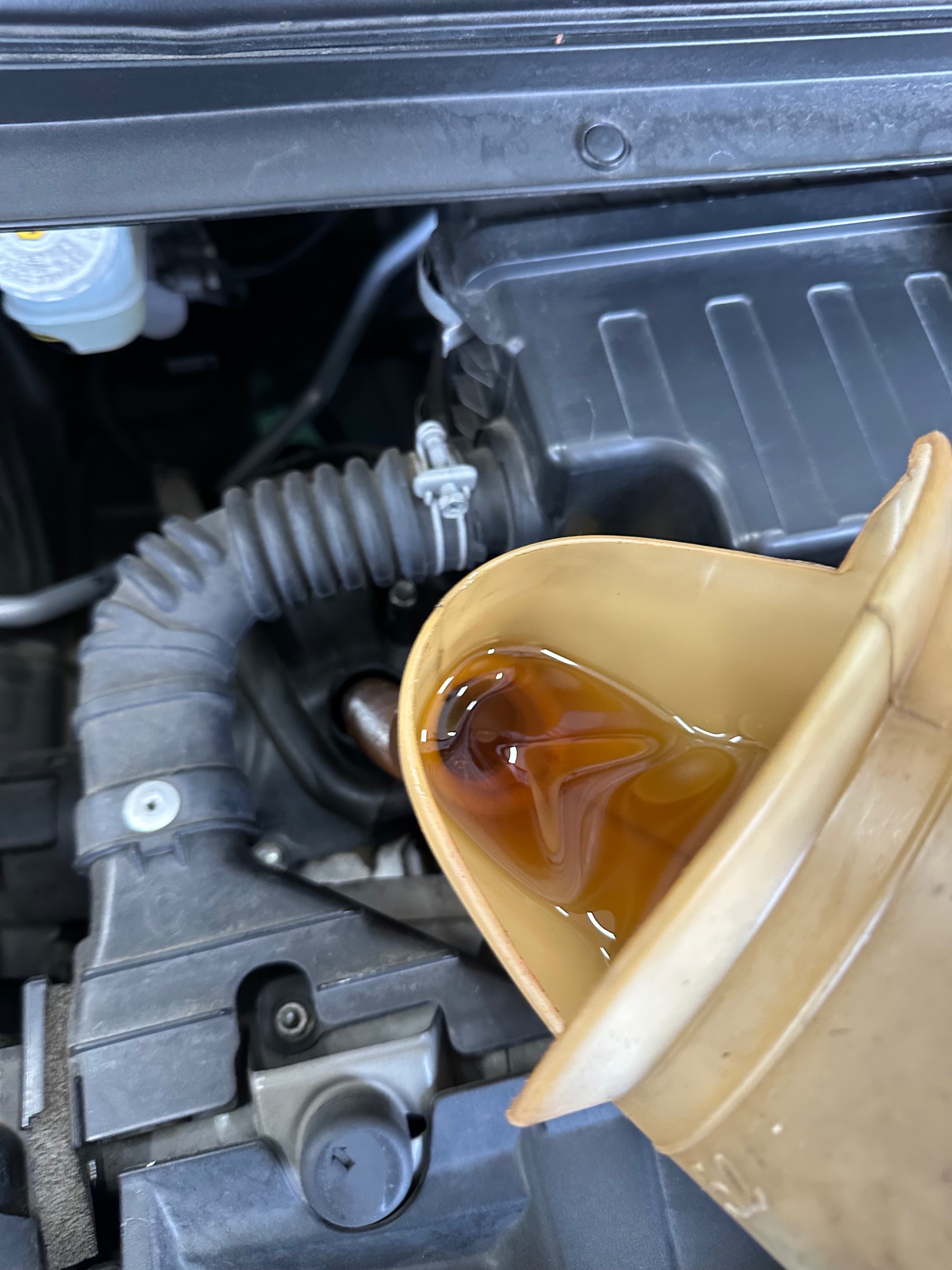 新油注入