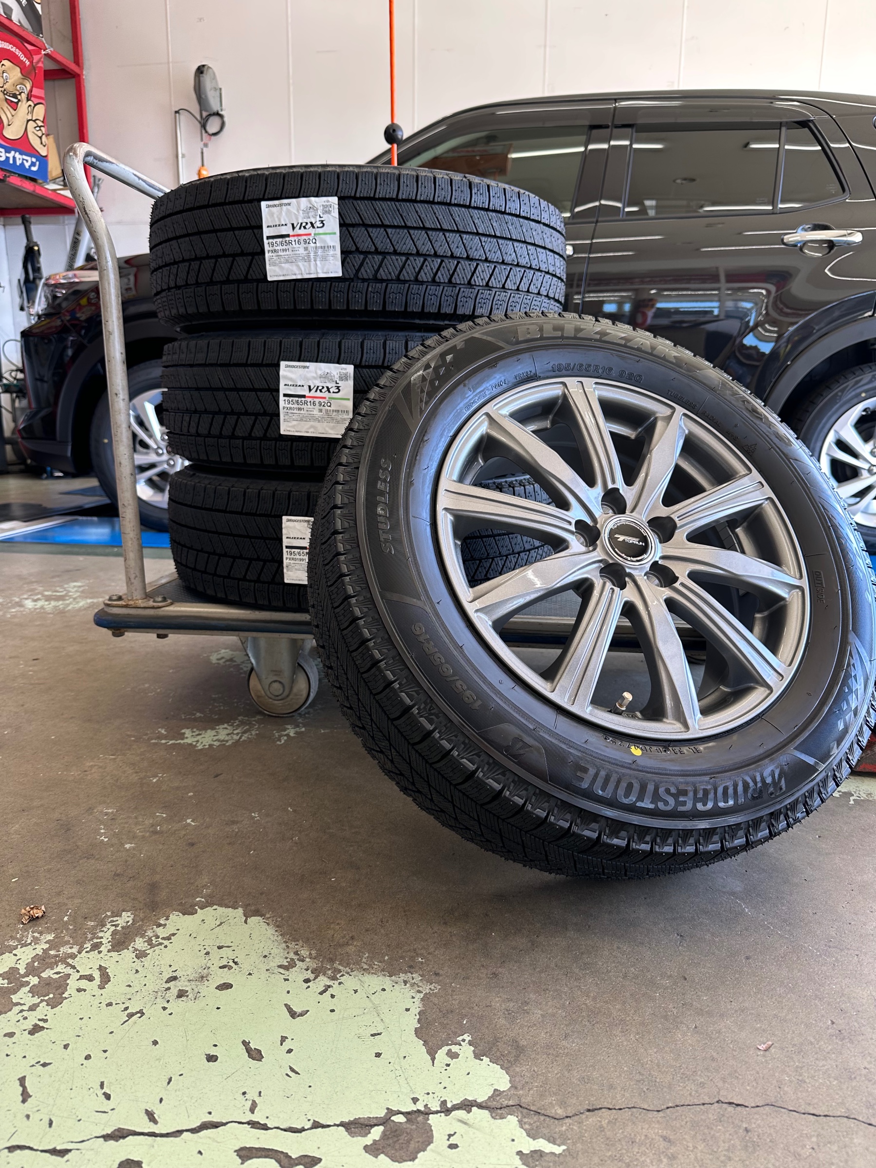 トヨタ　ライズ　　スタットレスタイヤホイール付き ライズ スタッドレス（自動車 冬タイヤ、ホイールセット）｜タイヤ