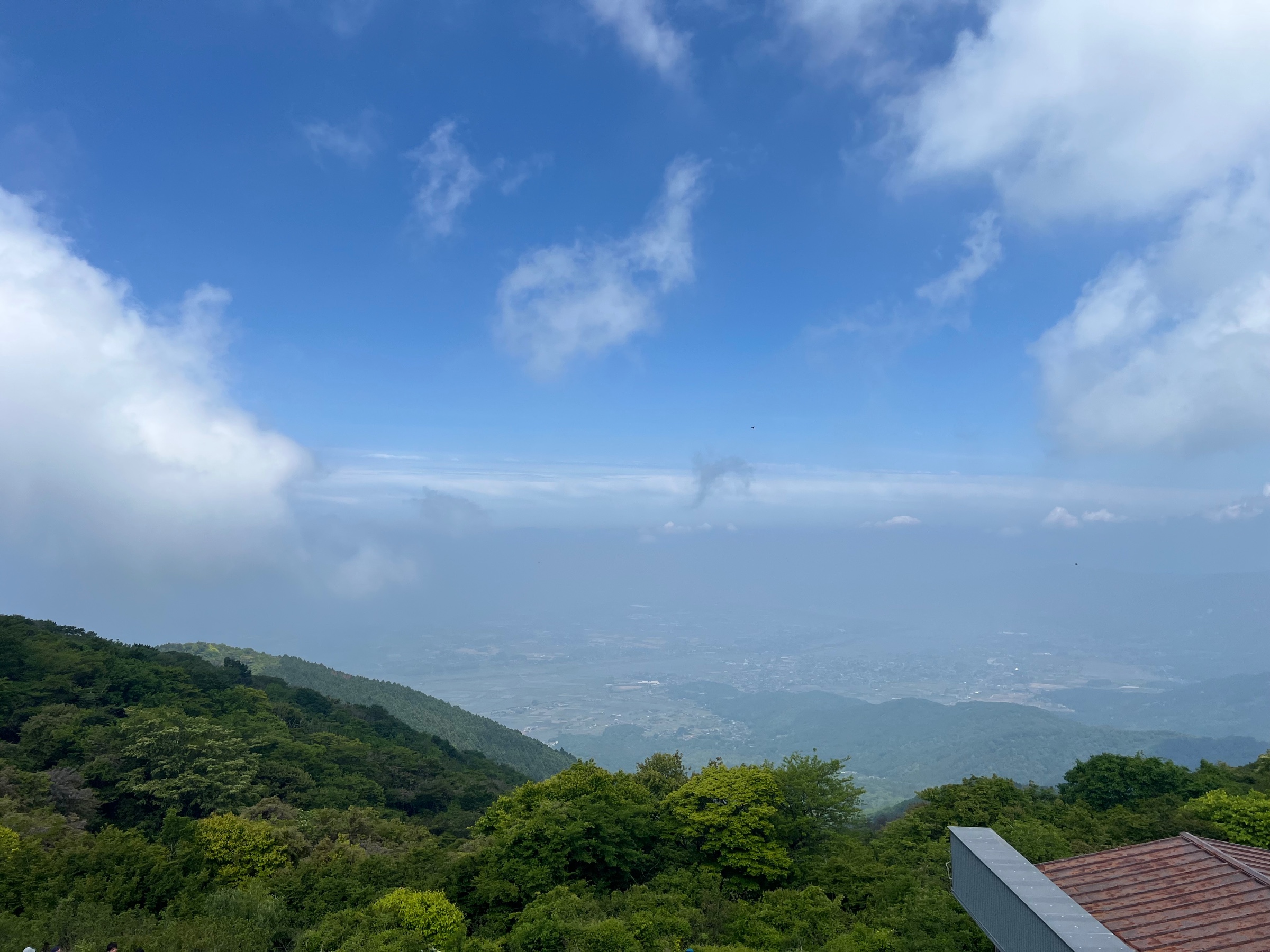 【写真：山頂からの景色】