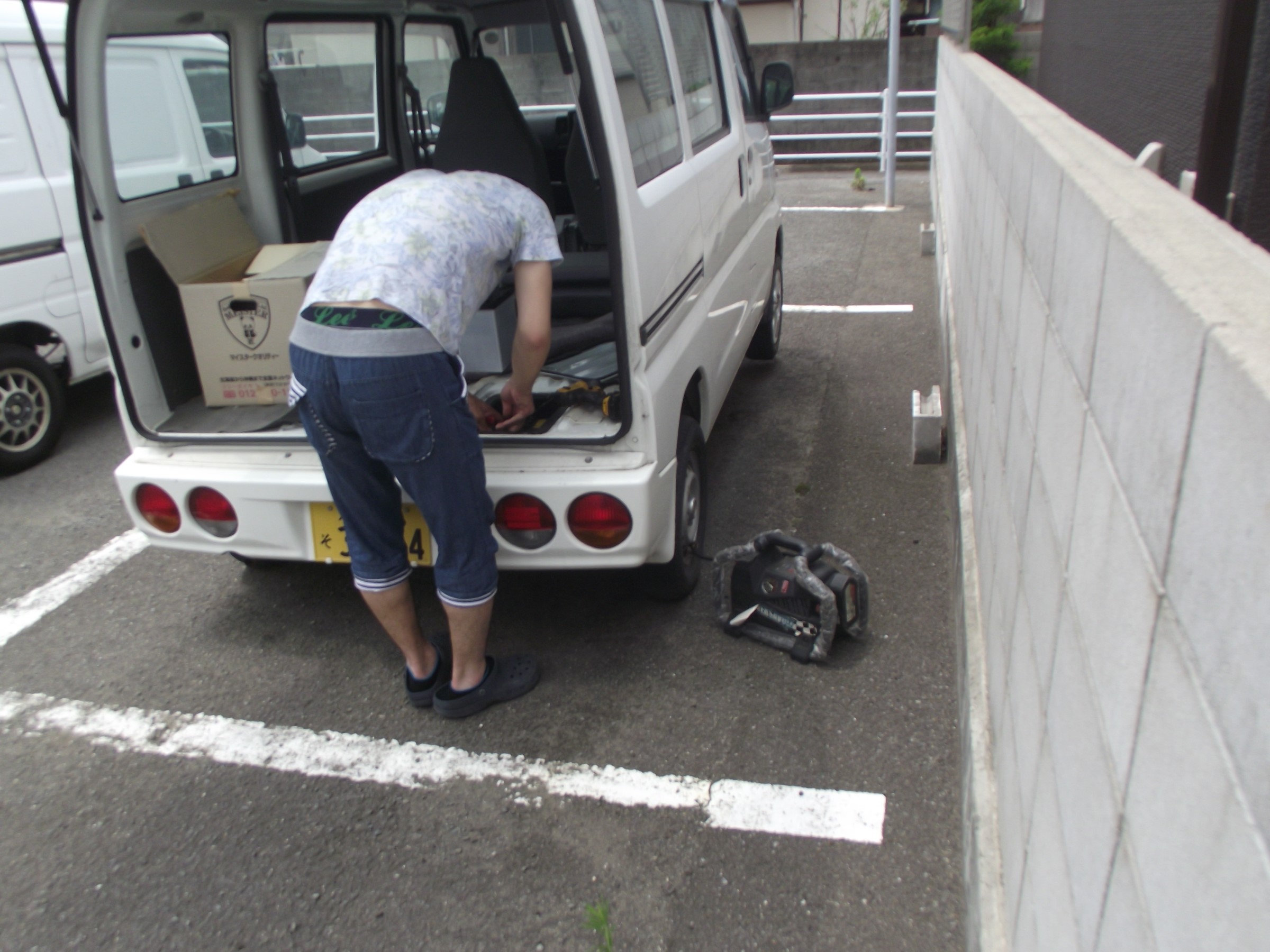 放置車両 日産 クリッパーリオ タイヤ その外サービス 出張サービス スタッフ日記 ミスタータイヤマン M Tech ブリヂストンのタイヤ専門店 ミスタータイヤマン