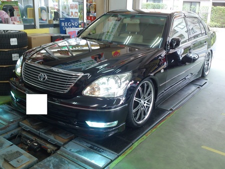 30セルシオ 車高短 19インチセット 技術 サービス ミスタータイヤマン 井草店 東京都のタイヤ カー用品ショップ ブリヂストンのタイヤ専門店