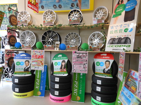 当店おすすめ軽量アルミホイール ホイール 商品情報 ミスタータイヤマン 岩槻16号バイパス店 埼玉県のタイヤ カー用品ショップ ブリヂストンのタイヤ専門店