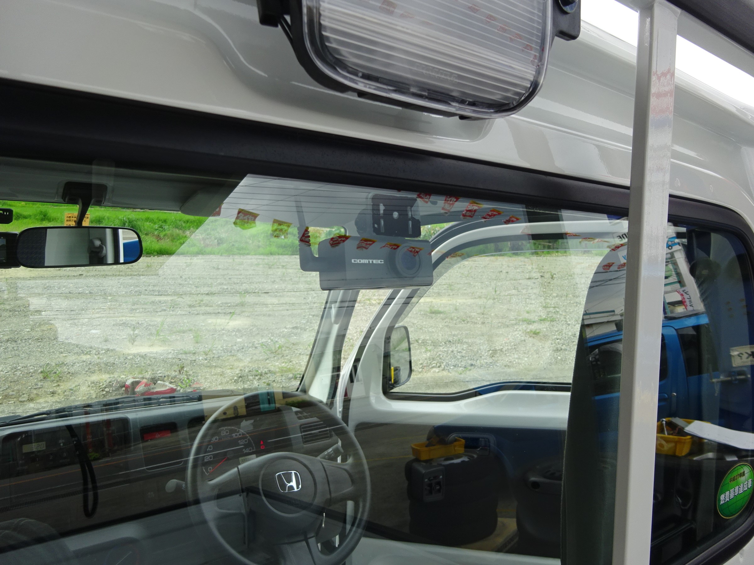 アクティトラックにドライブレコーダー ホンダ バモス Av ナビ機器 カー用品取付 セキュリティ エンジンスターター取付 スタッフ日記 ミスタータイヤマン M Tech ブリヂストンのタイヤ専門店 ミスタータイヤマン