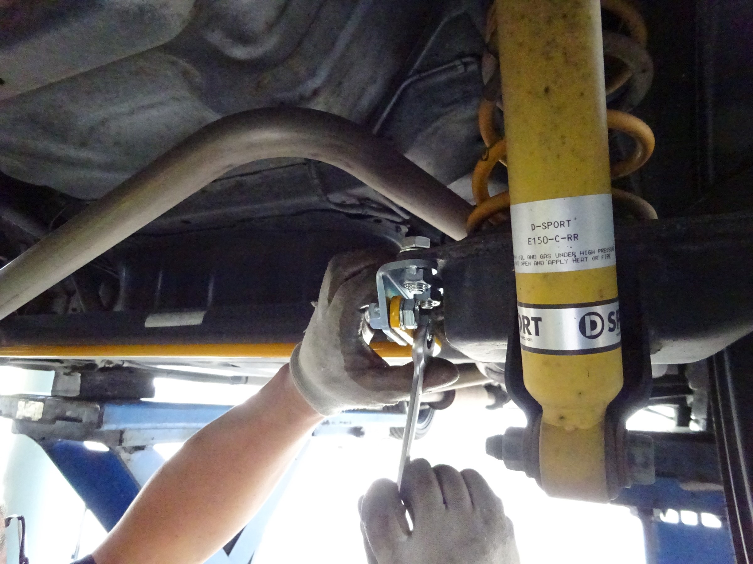 D-SPORT スタビライザー エッセカスタム Dスポーツ アンチロールバー前後 取り付け