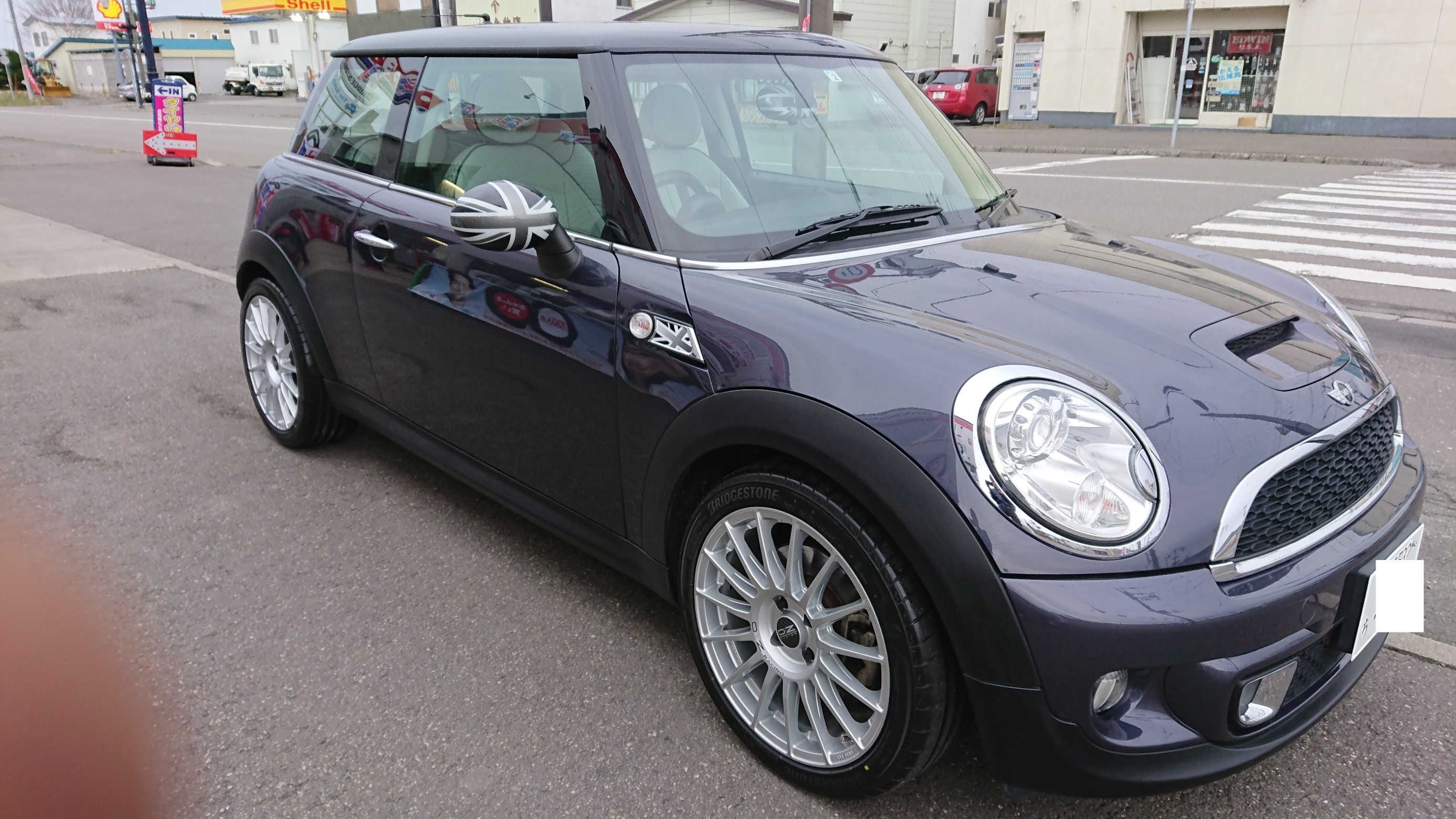 本日より通常営業です ミニ クーパーs タイヤ タイヤ ホイール関連 乗用車用タイヤ交換 彰の営業日誌 ミスタータイヤマン 広尾 北海道のタイヤ カー用品ショップ ブリヂストンのタイヤ専門店