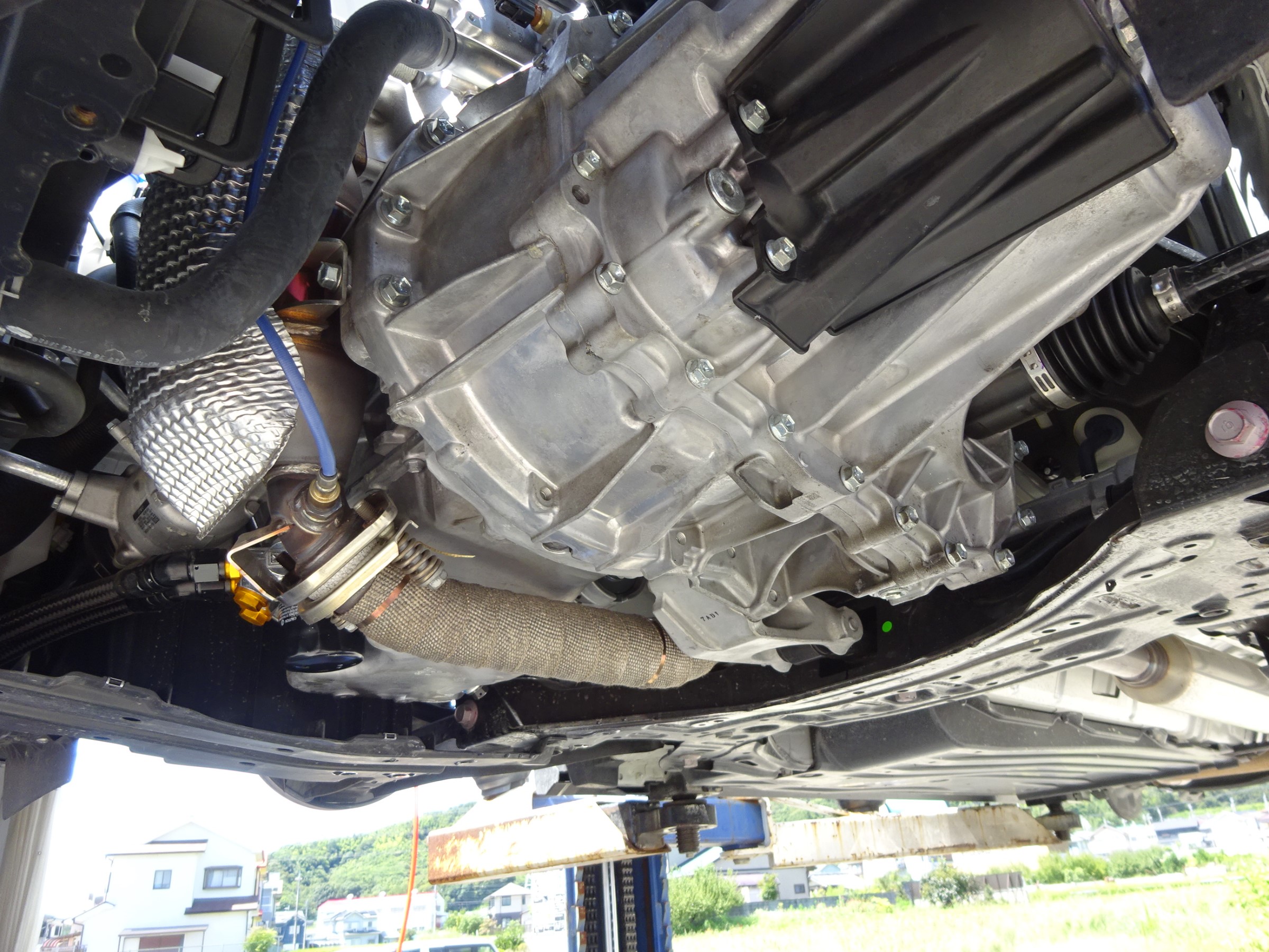 ZC33S スイフトスポーツ アールズ リアキャンバーシム取り付け ZC33S スイフトスポーツ アールズ リアキャンバーシム取り付け