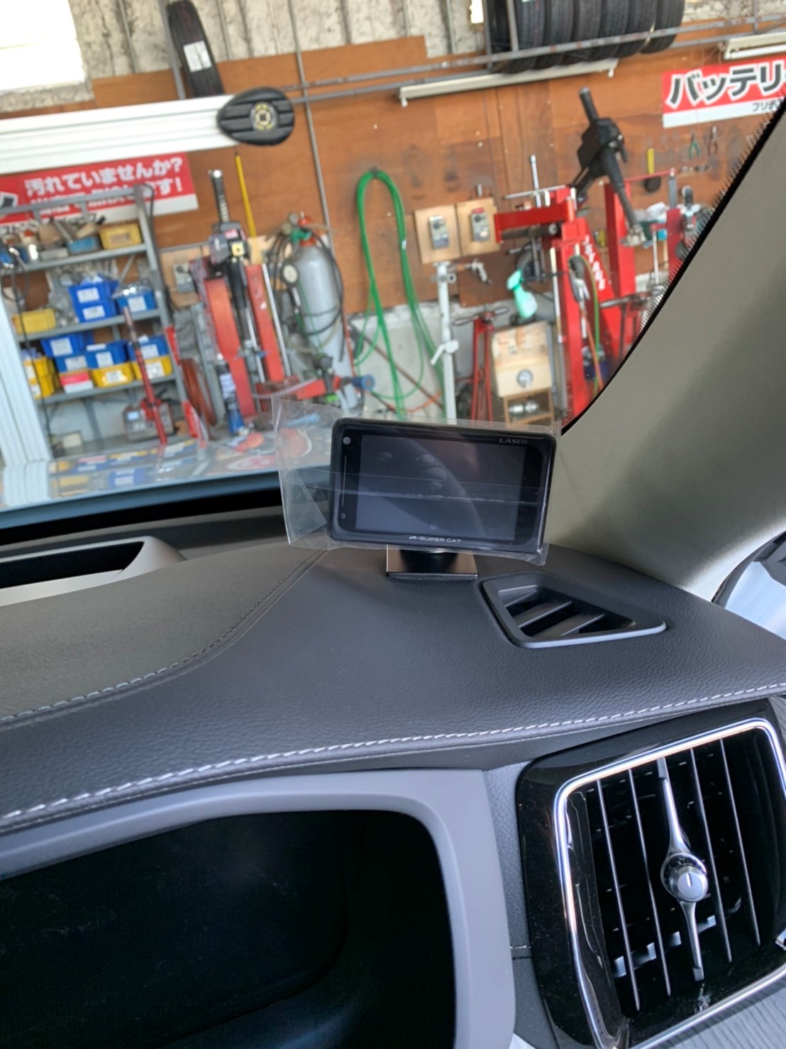 ボルボレーザー探知機