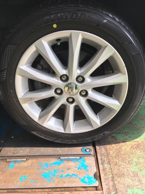 クラウン 215/55R17 REGNO GR-XI | 技術・サービス | ミスター