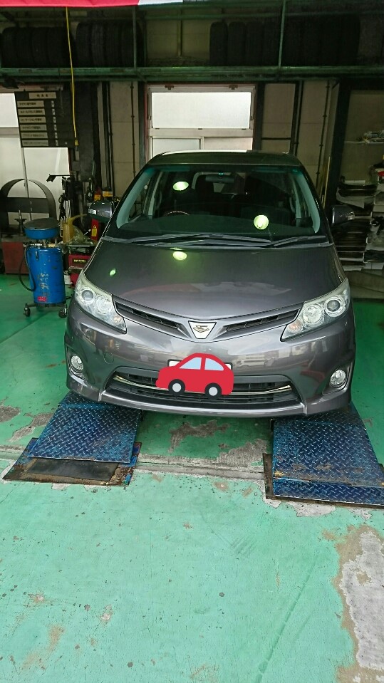 スタッフの愛車コーナー  トヨタ エスティマ  スタッフ日記 
