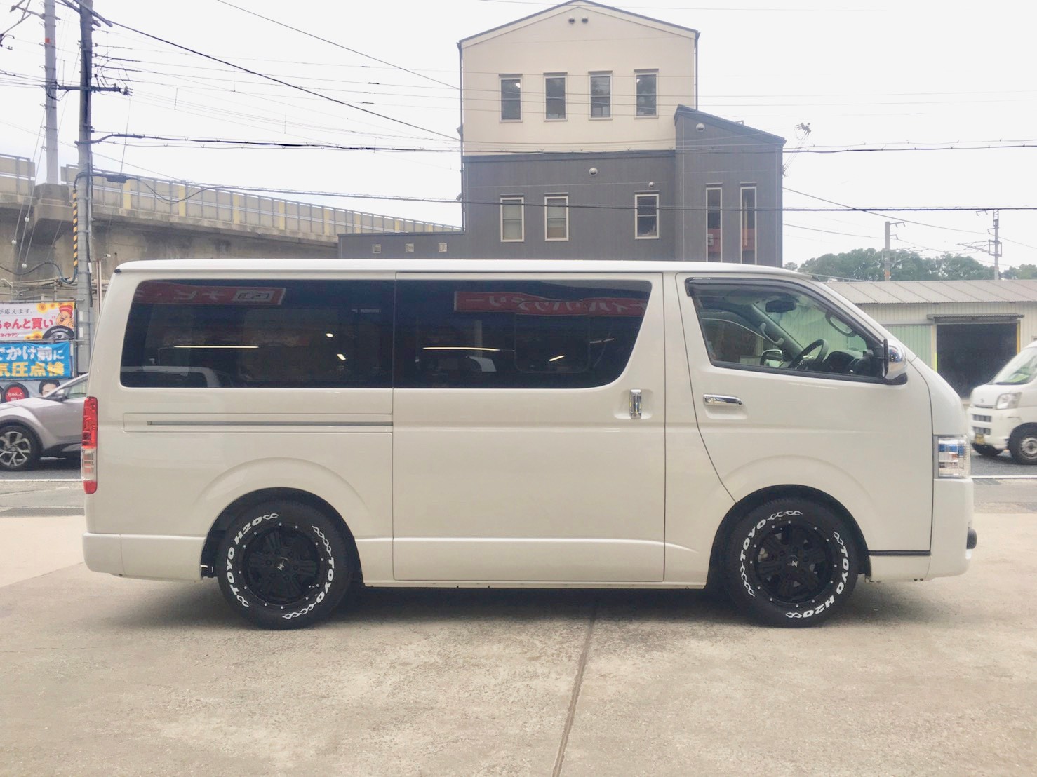 N様 ハイエース | その他 | 商品情報 | ミスタータイヤマン まんが