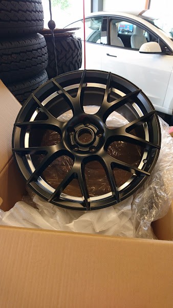 MID MTW TW027 for 8J アンダーカット 18インチ セミグロスブラック 5H-114.3 TESLA 4本セット 法人宛て送料無料  ホイール