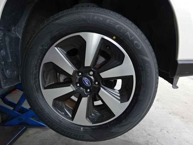 フォレスターにレグノGRVⅡ・ロンシャンXR4・デイズロードサービス