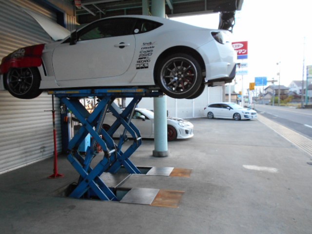 Zn6 ８６移動 レボーグにテイン車高調フレックスz ワークランベックlm1 アルトrs Mtオイル交換 スバル レヴォーグ ホイール タイヤ ホイール関連 乗用車用タイヤ交換 スタッフ日記 ミスタータイヤマン M Tech ブリヂストンのタイヤ専門店 ミスタータイヤマン