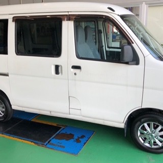 軽トラだってオシャレに乗りたい ダイハツ タイヤ タイヤ ホイール関連 乗用車用タイヤ交換 スタッフ日記 ミスタータイヤマン 松山平井 愛媛県のタイヤ カー用品ショップ ブリヂストンのタイヤ専門店