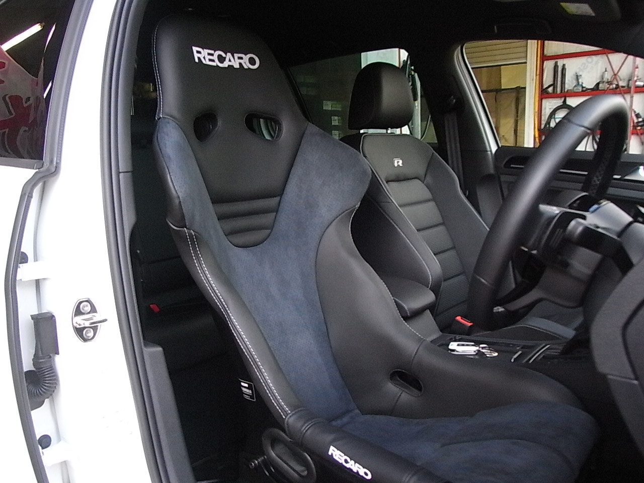 ゴルフ7R ＋ RECARO RS-G CL ！ | スタッフ日記 | ミスタータイヤマン 