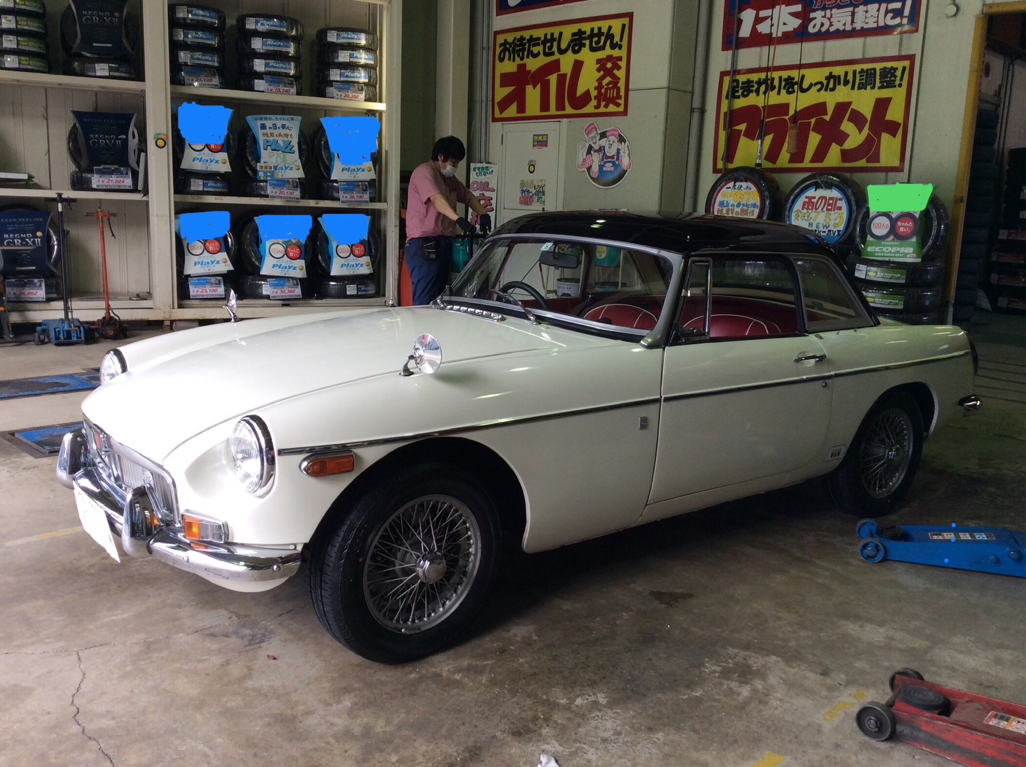Mgbのタイヤ交換 Mg Mgb タイヤ タイヤ ホイール関連 乗用車用タイヤ交換 スタッフ日記 ミスタータイヤマン マゴメ店 東京都のタイヤ カー用品ショップ ブリヂストンのタイヤ専門店