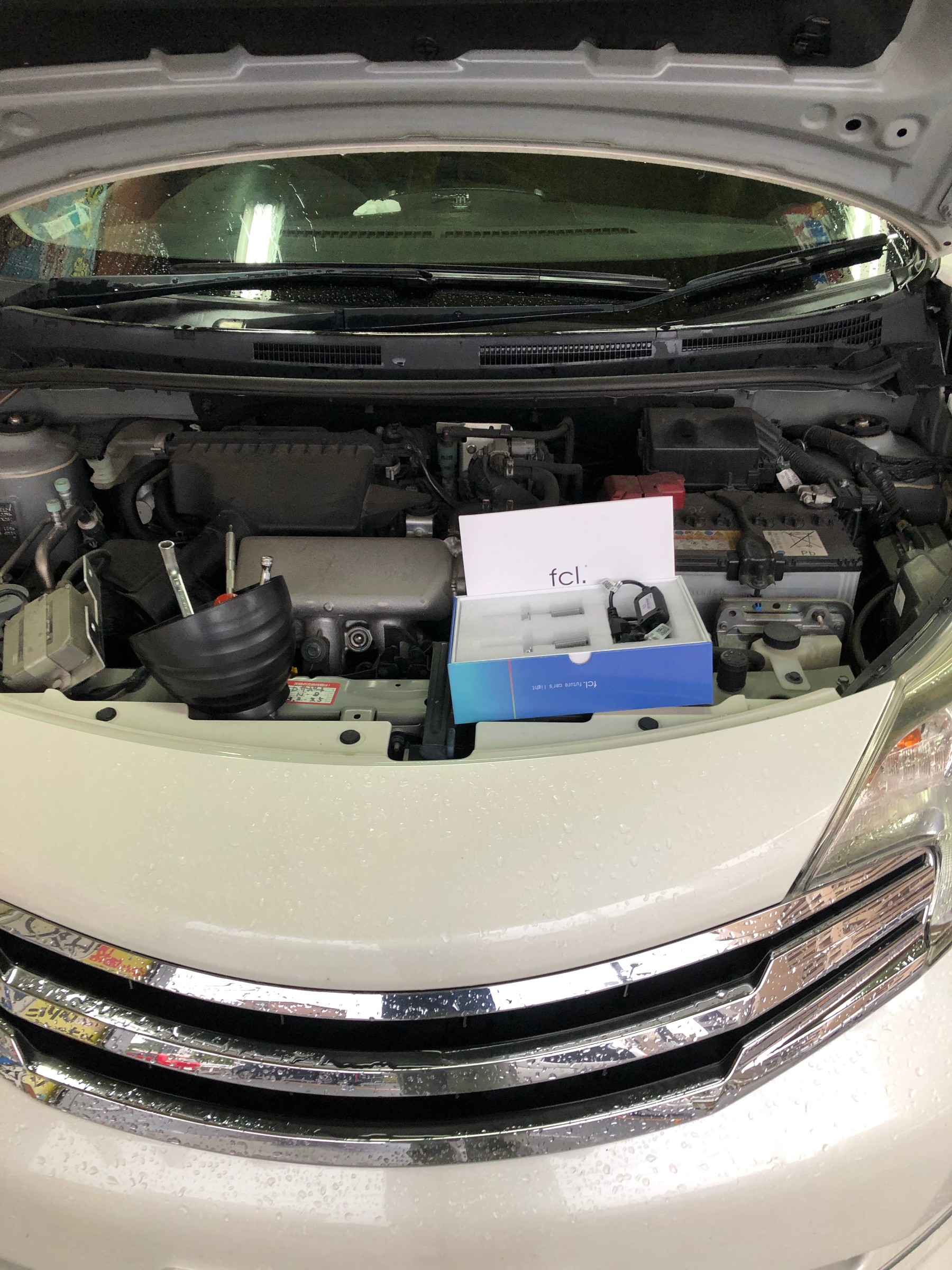 装着事例 日産ノートにledバルブ スタッフ日記 ミスタータイヤマン 古市 タイヤ カー用品ショップ ブリヂストンのタイヤ専門店