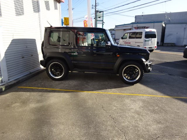 Jb74ジムニーシエラ車高短 Bmw７５０liホイール修理 ムーブ X Beeにスタッドレスタイヤ スズキ ジムニー その他 カー用品取付 足回り関係取付 スタッフ日記 ミスタータイヤマン M Tech ブリヂストンのタイヤ専門店 ミスタータイヤマン