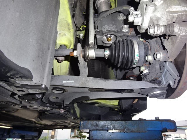 ZC33Sスイフトスポーツにエンドレスブレーキエアーガイド・新車