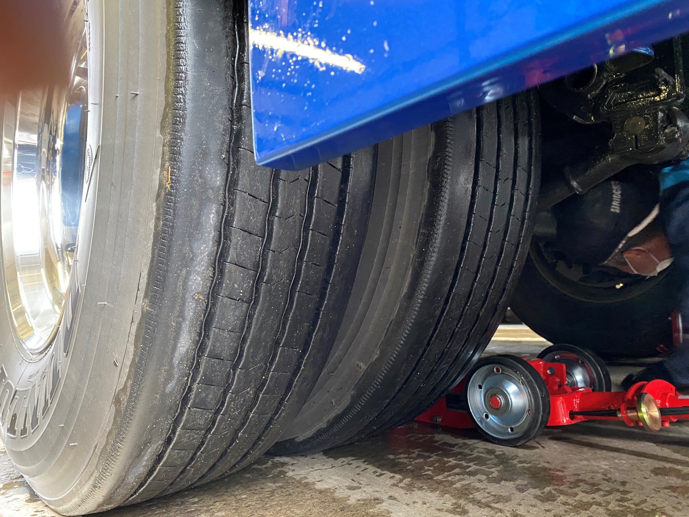 大型車両タイヤ＆ホイール編「超スーパーシンブル 455/55R22.5 太っ