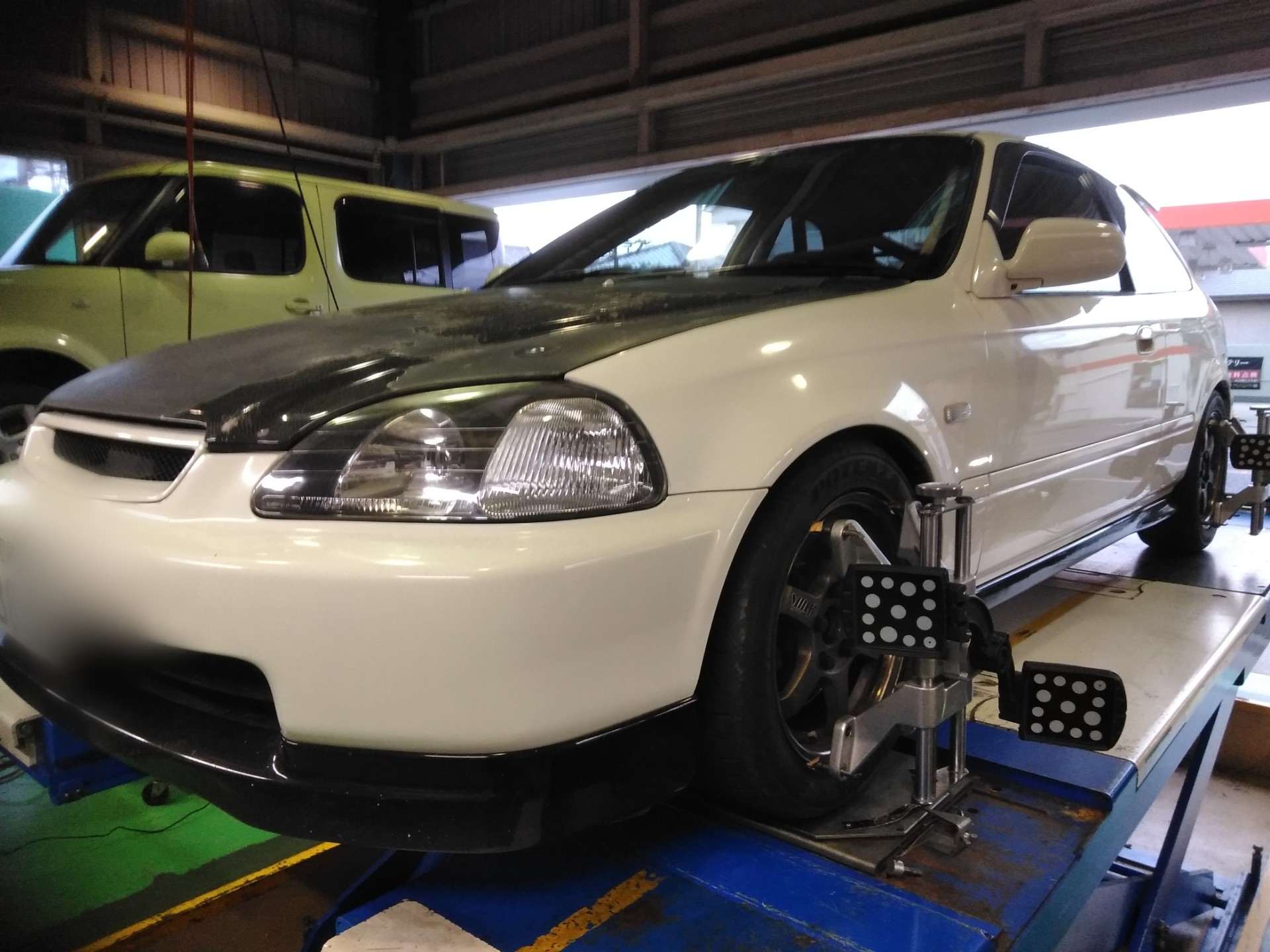 アライメントしました ホンダ シビック その他 タイヤ ホイール関連 アライメント調整 スタッフ日記 ミスタータイヤマン 高石 大阪府 和歌山県のタイヤ カー用品ショップ ブリヂストンのタイヤ専門店